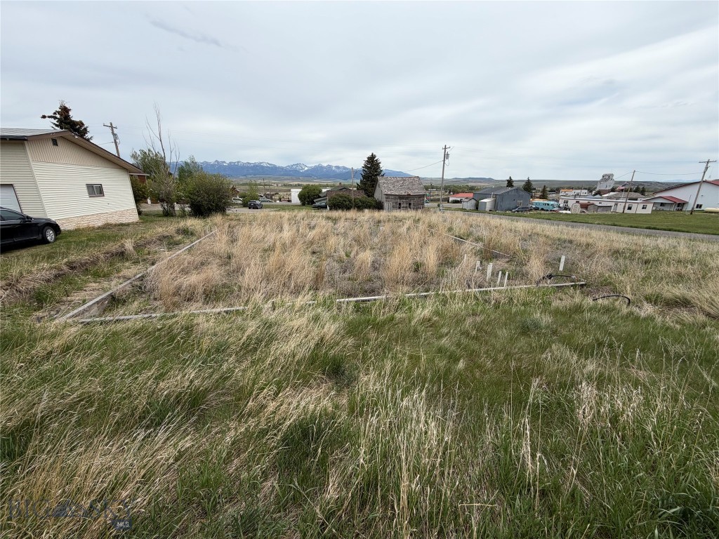 308 Hill Street N, Wilsall