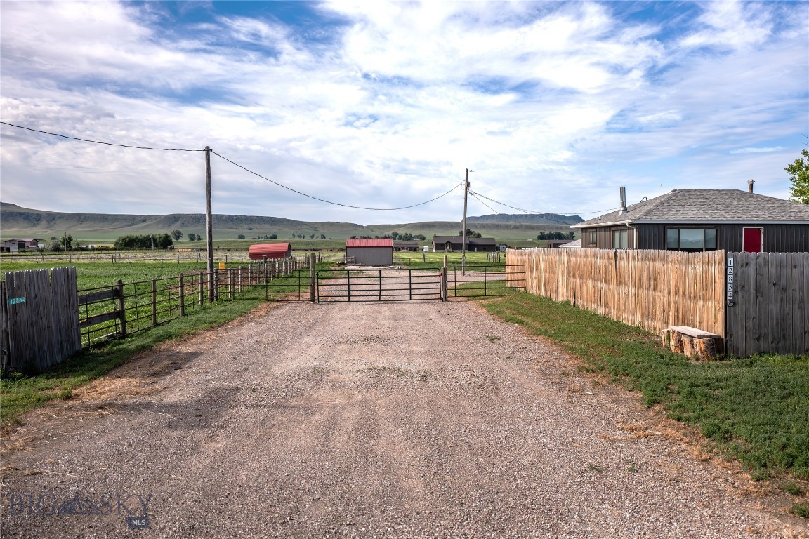 12854 Mt Highway 200, Simms