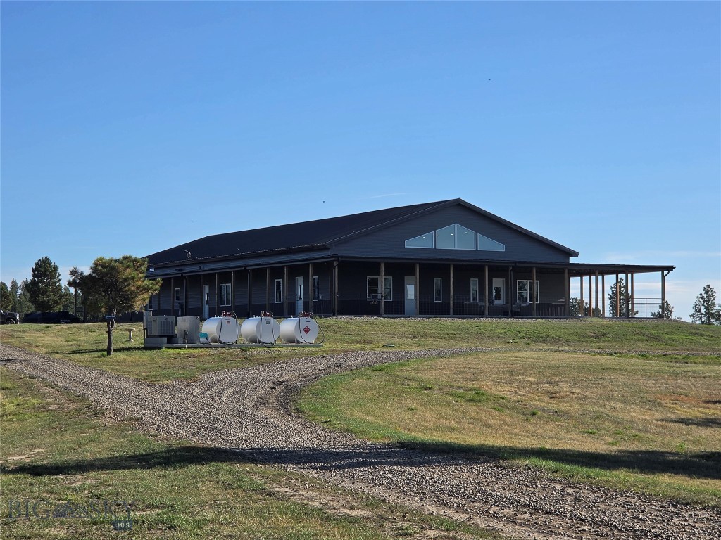 252 Rock Canyon, Hysham