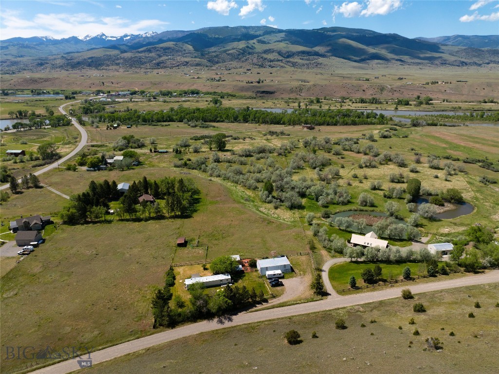 25 Emigrant Meadows Road, Emigrant