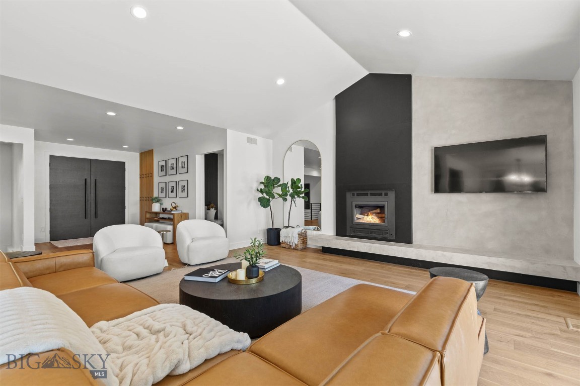 55 Summer Ridge Rd, Bozeman