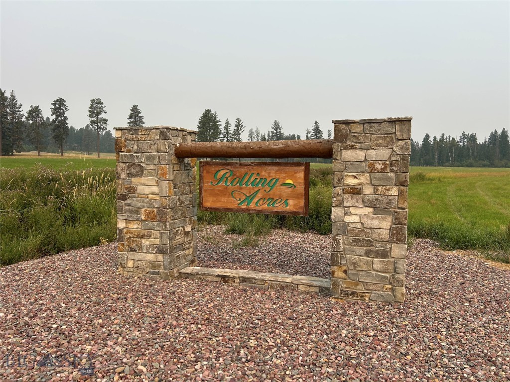189 Patriots Lane, Columbia Falls